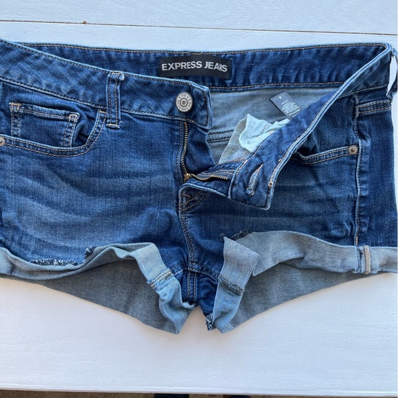 Express Denim Shorts - Picture 5 of 8